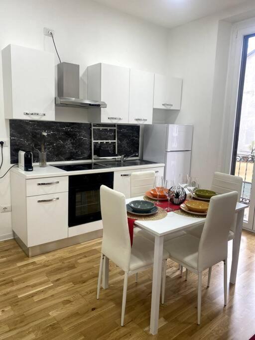 Апартаменти Milano Centrale Cozy Aparment Free Wifi Екстер'єр фото
