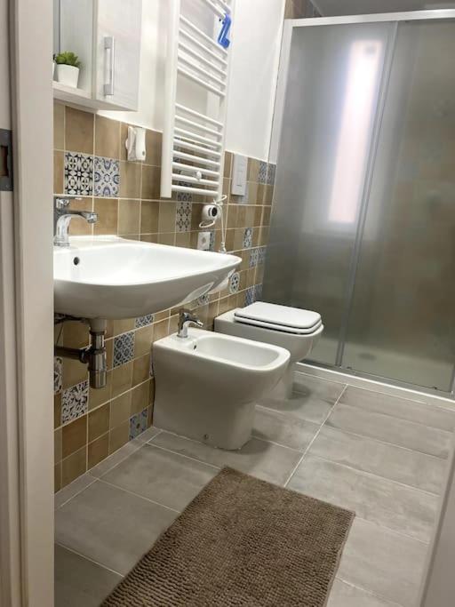 Апартаменти Milano Centrale Cozy Aparment Free Wifi Екстер'єр фото