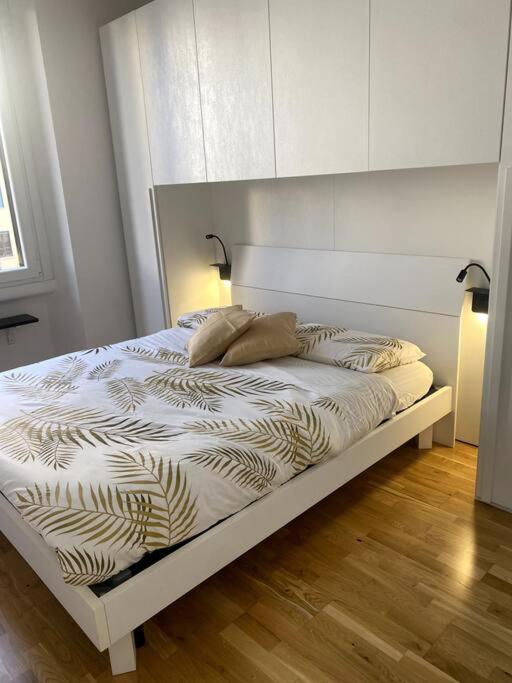 Апартаменти Milano Centrale Cozy Aparment Free Wifi Екстер'єр фото