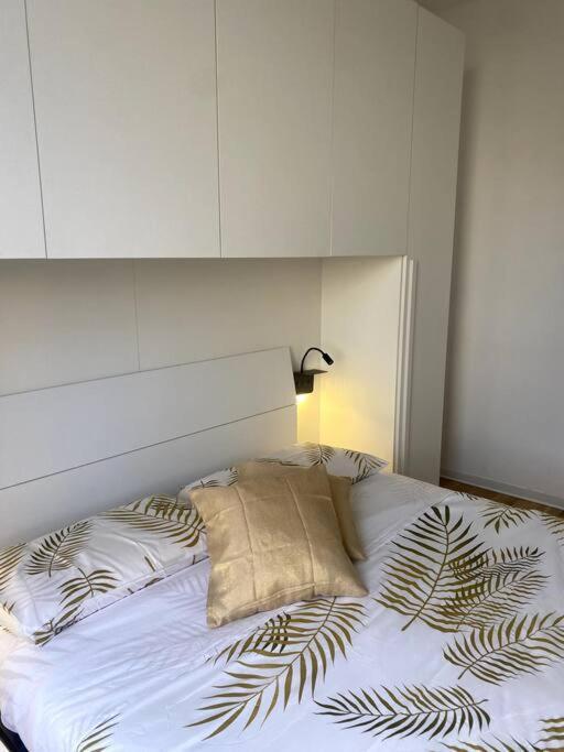 Апартаменти Milano Centrale Cozy Aparment Free Wifi Екстер'єр фото